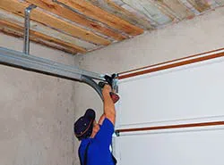 Garage Door And Opener Repairs Chanhassen, MN 612-440-1129 Garage Door And Opener Repairs Chanhassen, MN 612-440-1129 - repair-side
